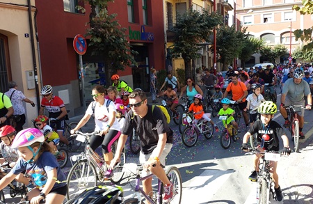 Persones en bicicleta