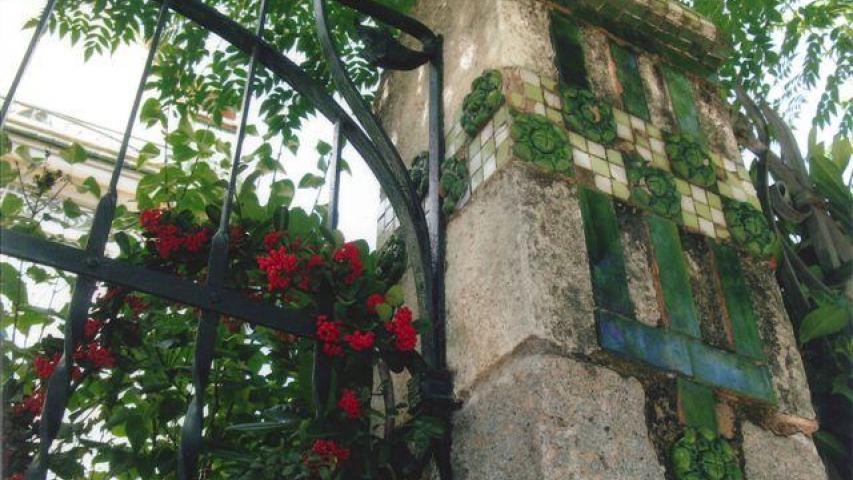 Modernisme a l' Illa Raspall Foto:Papiona