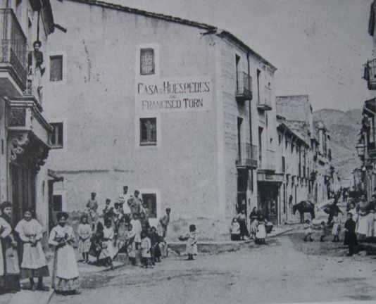 Foto en blanc i negre, Casa de Huéspedes