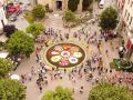 Foto aèria de la catifa rodona de la plaça de l'Església. Autoria: Oriol Tubau