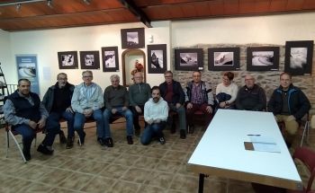 Fotografia amb els integrants del Grup pessebrista