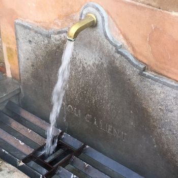 El pou calent, aigua termal